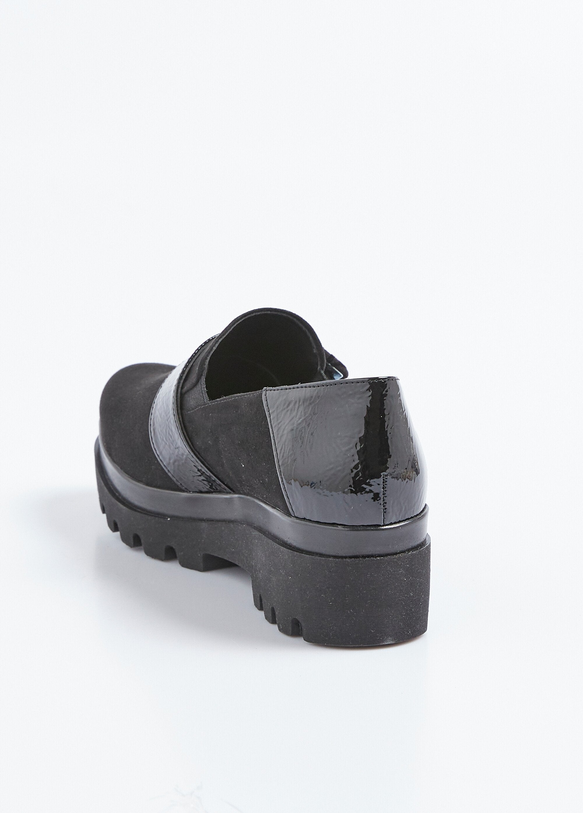 Mocassins_semelle_crantée_élastiqués_largeur_confort_Noir_DO1_slim