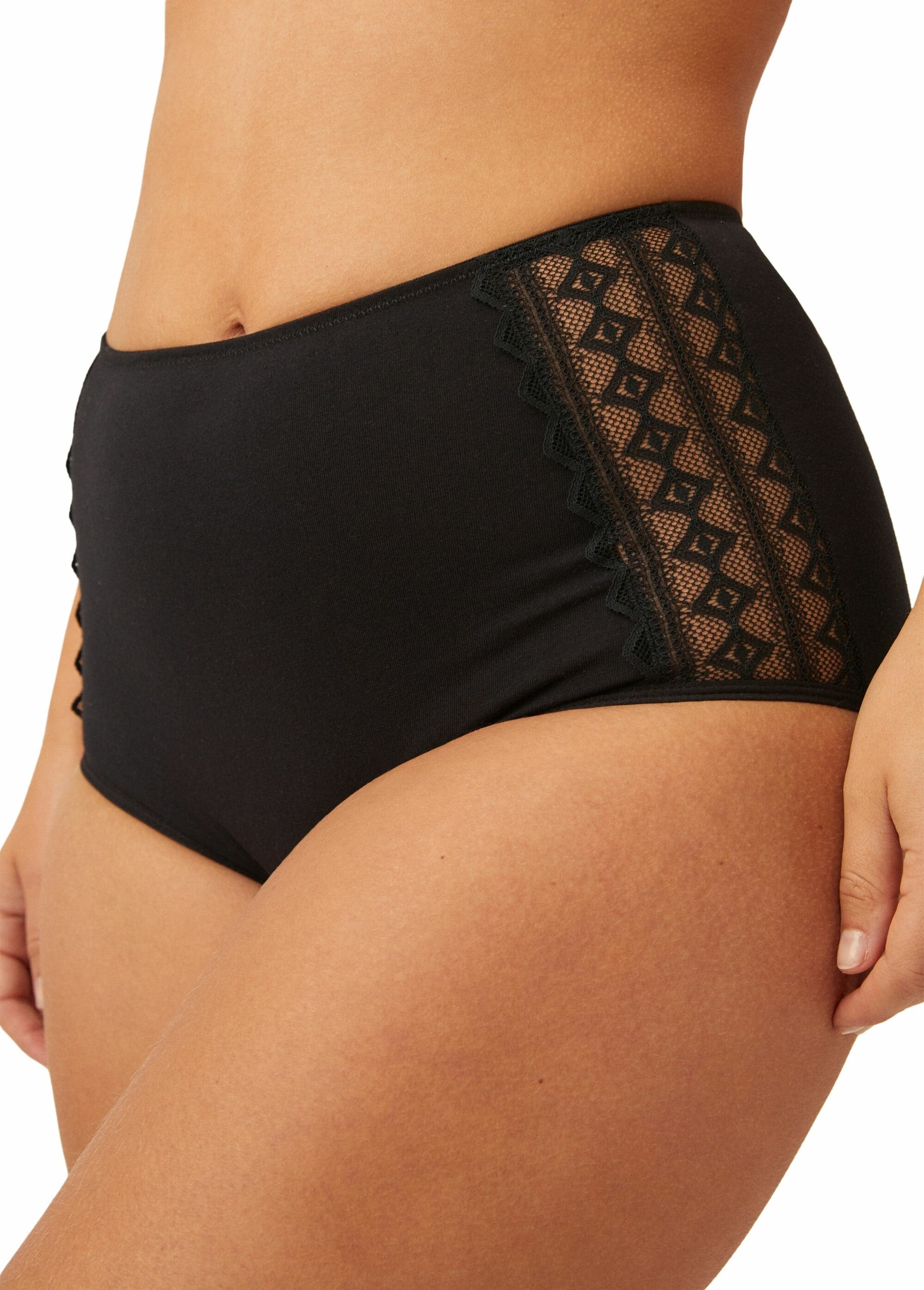 High_menstrual_panties_Black_FA1_slim
