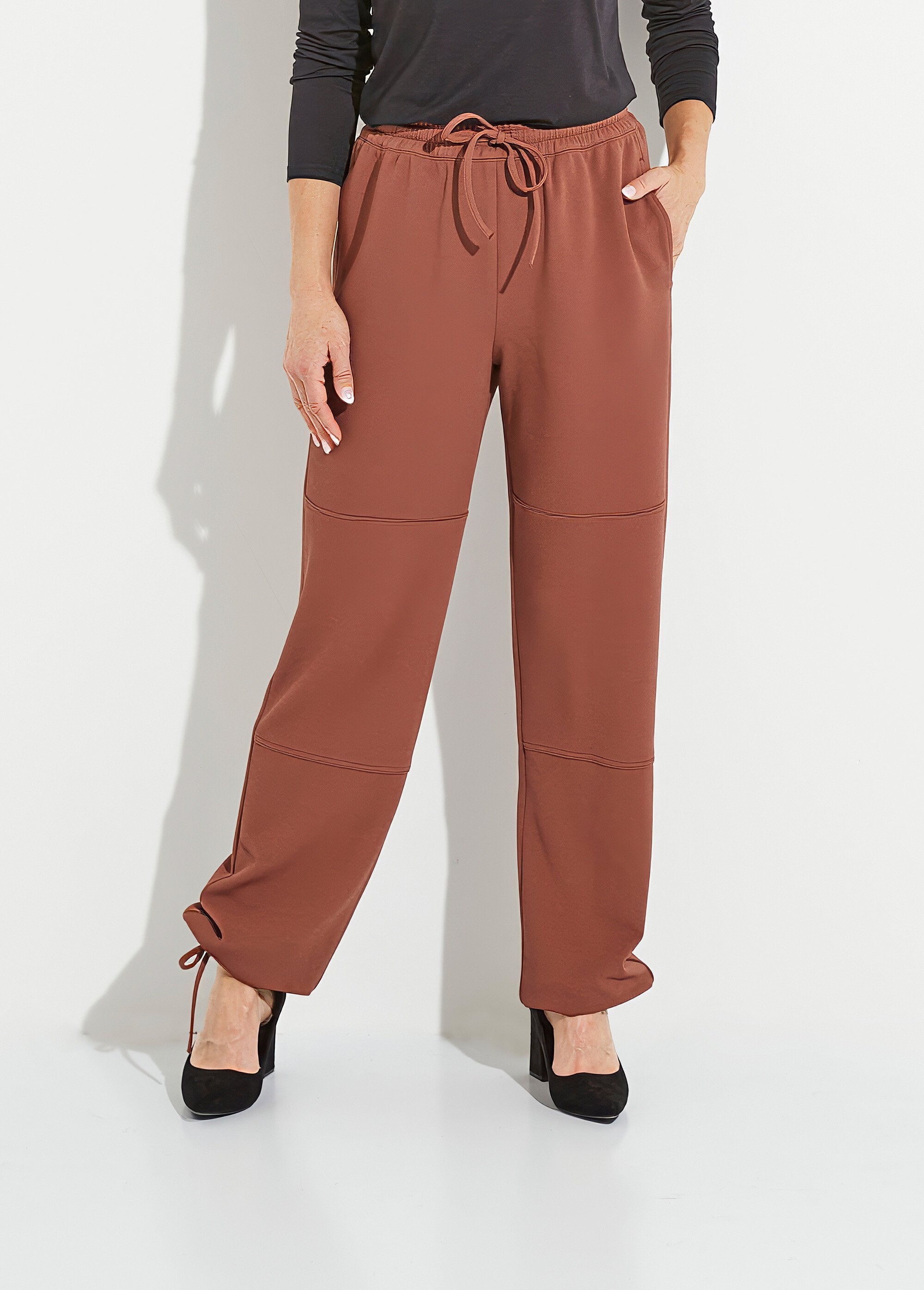 Wide_elasticated_waistband_trousers_in_plain_crepe_knit_Brown_FA1_slim