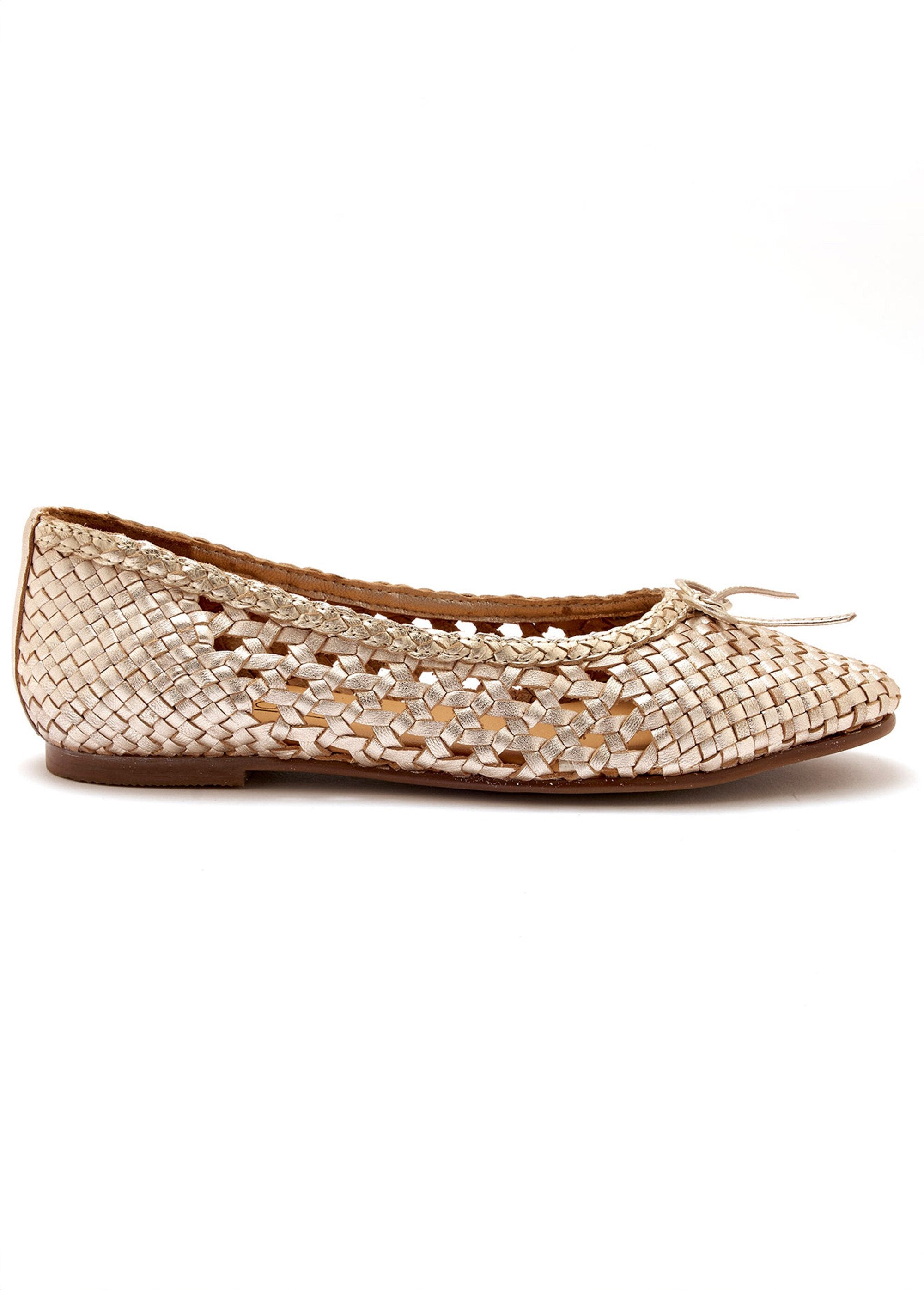 Comfort_width_braided_leather_ballerinas_Golden_DR1_slim