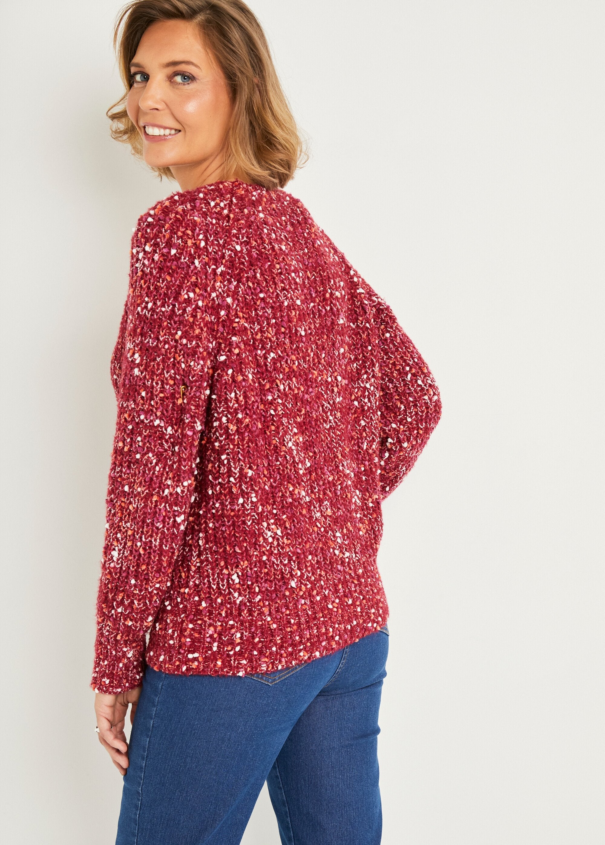 Warm_round_neck_sweater_with_fancy_pearl_knit_Raspberry_DO1_slim