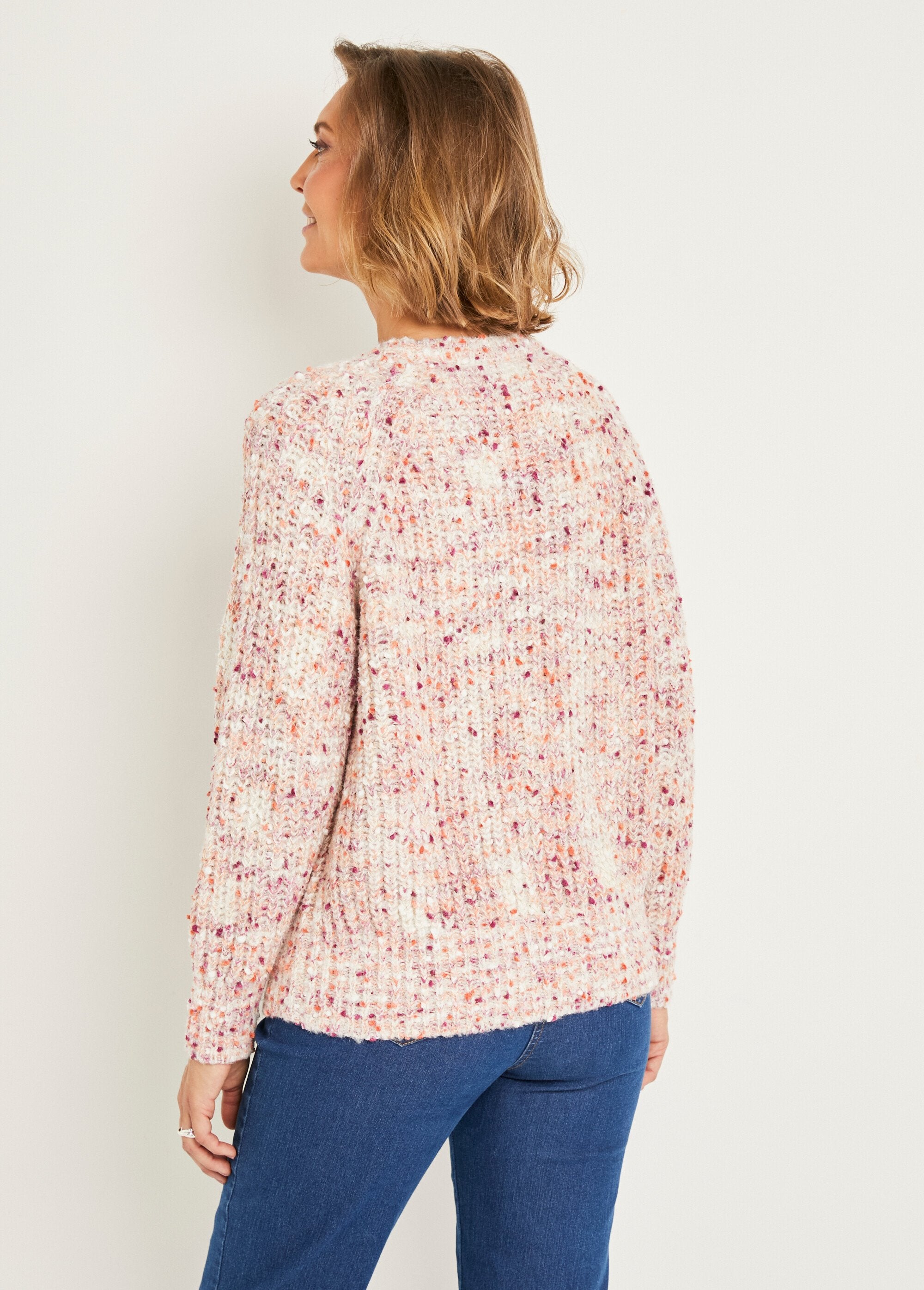 Warm_round_neck_sweater_with_fancy_pearl_knit_Beige_DO1_slim