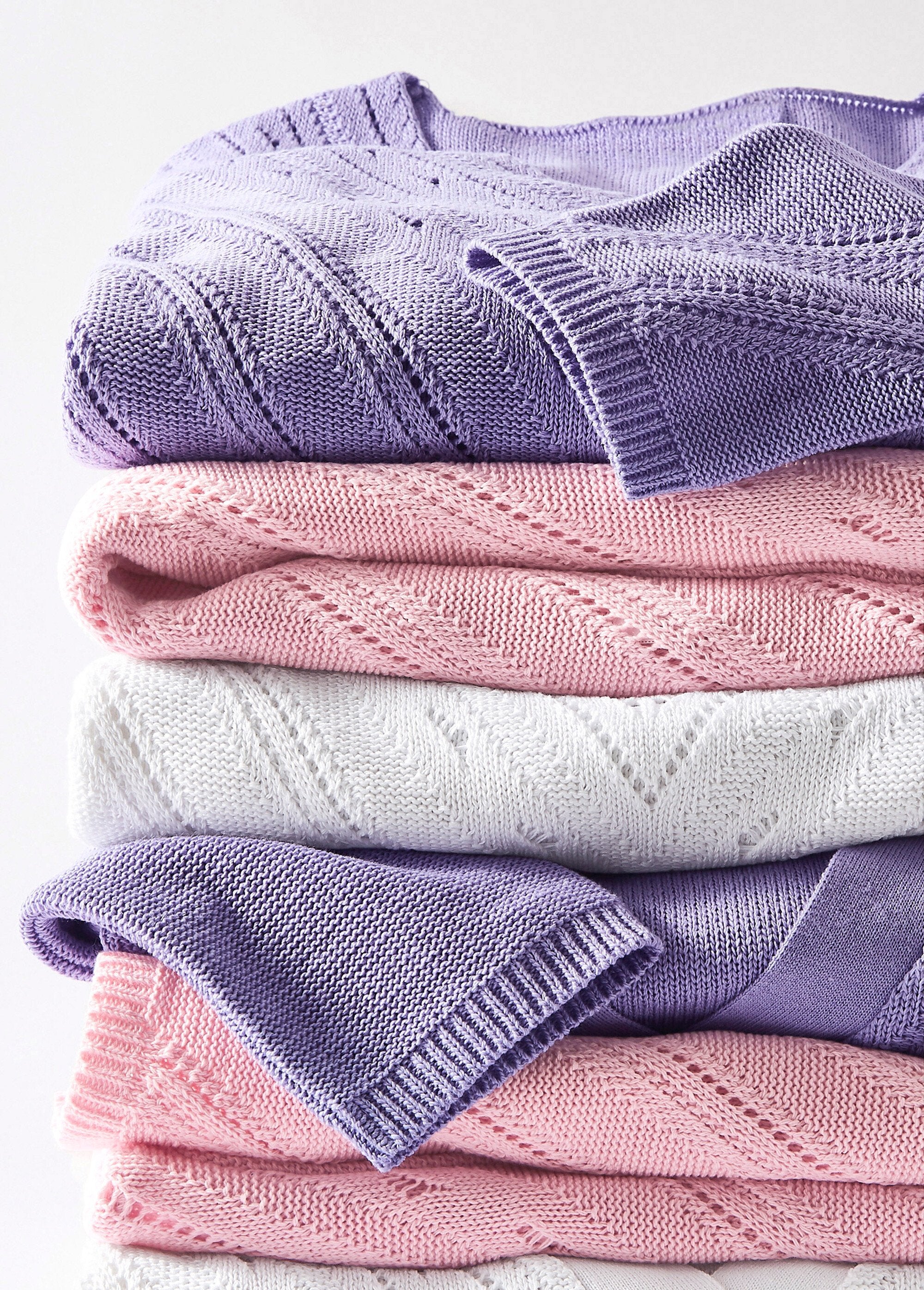 V-neck_sweater_with_openwork_patterns_Parma_FA1_slim