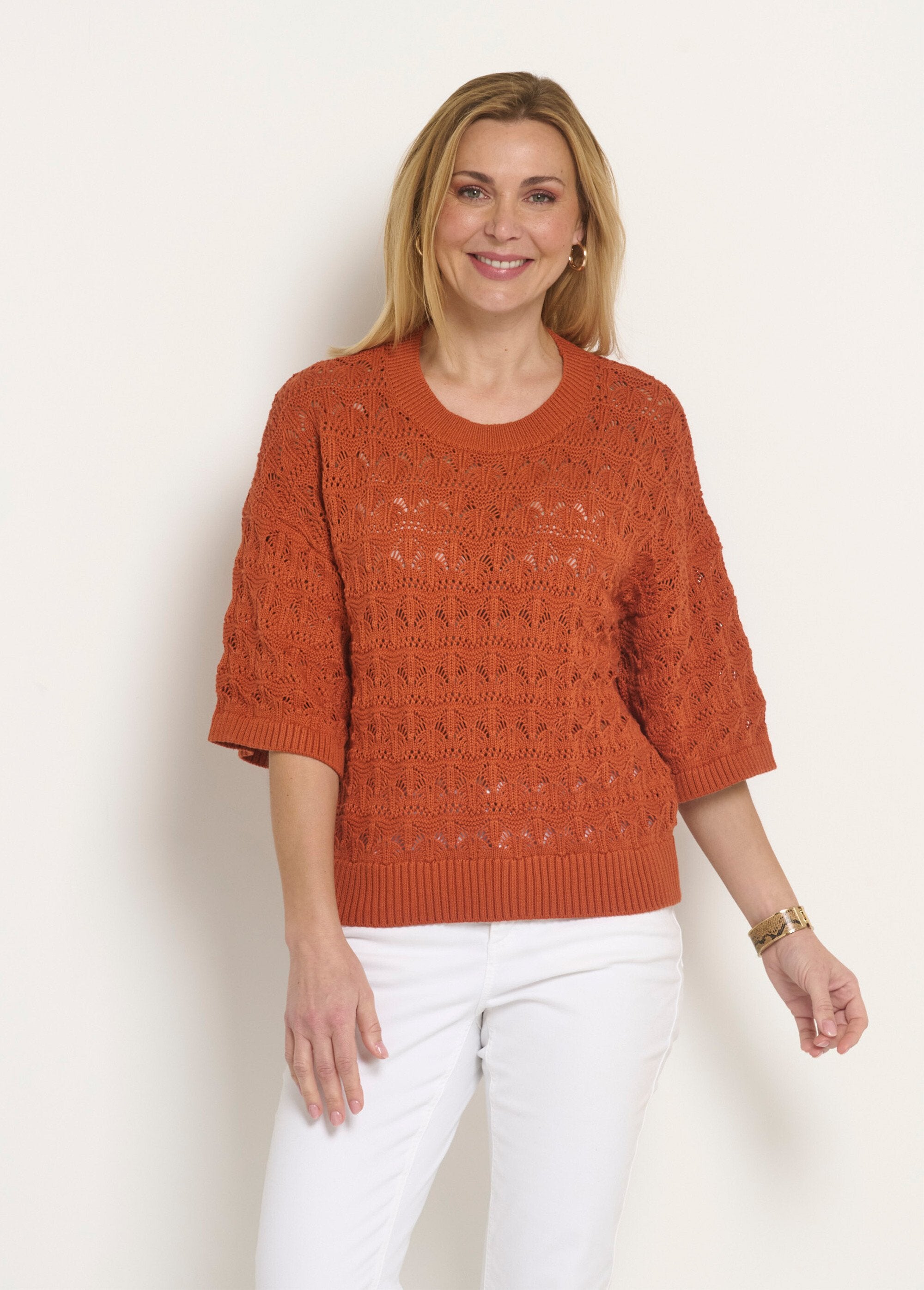 Short-sleeved_openwork_knit_sweater_Paprika_FA1_slim