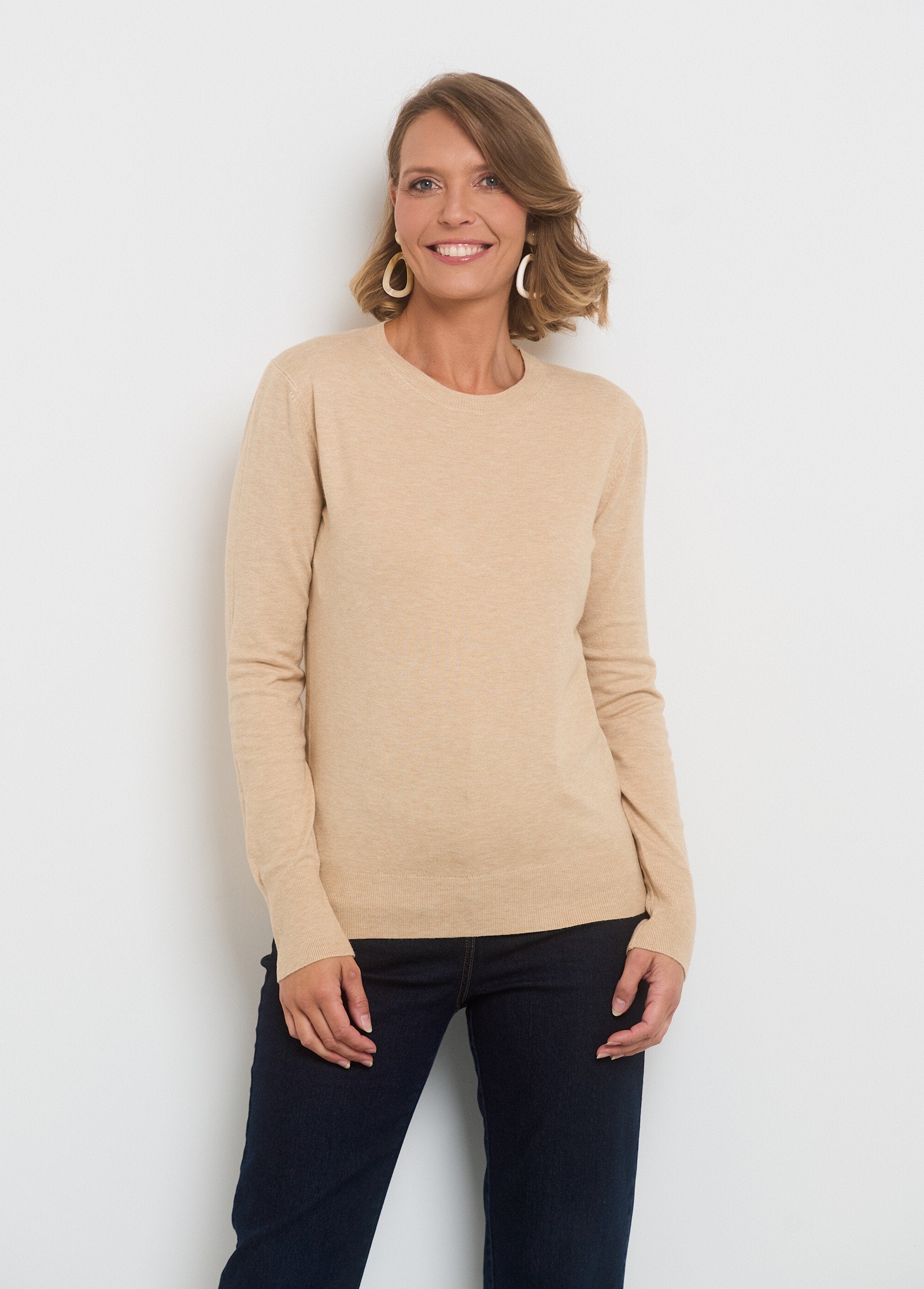 Fine_gauge_long-sleeved_knit_sweater_Beige_FA1_slim