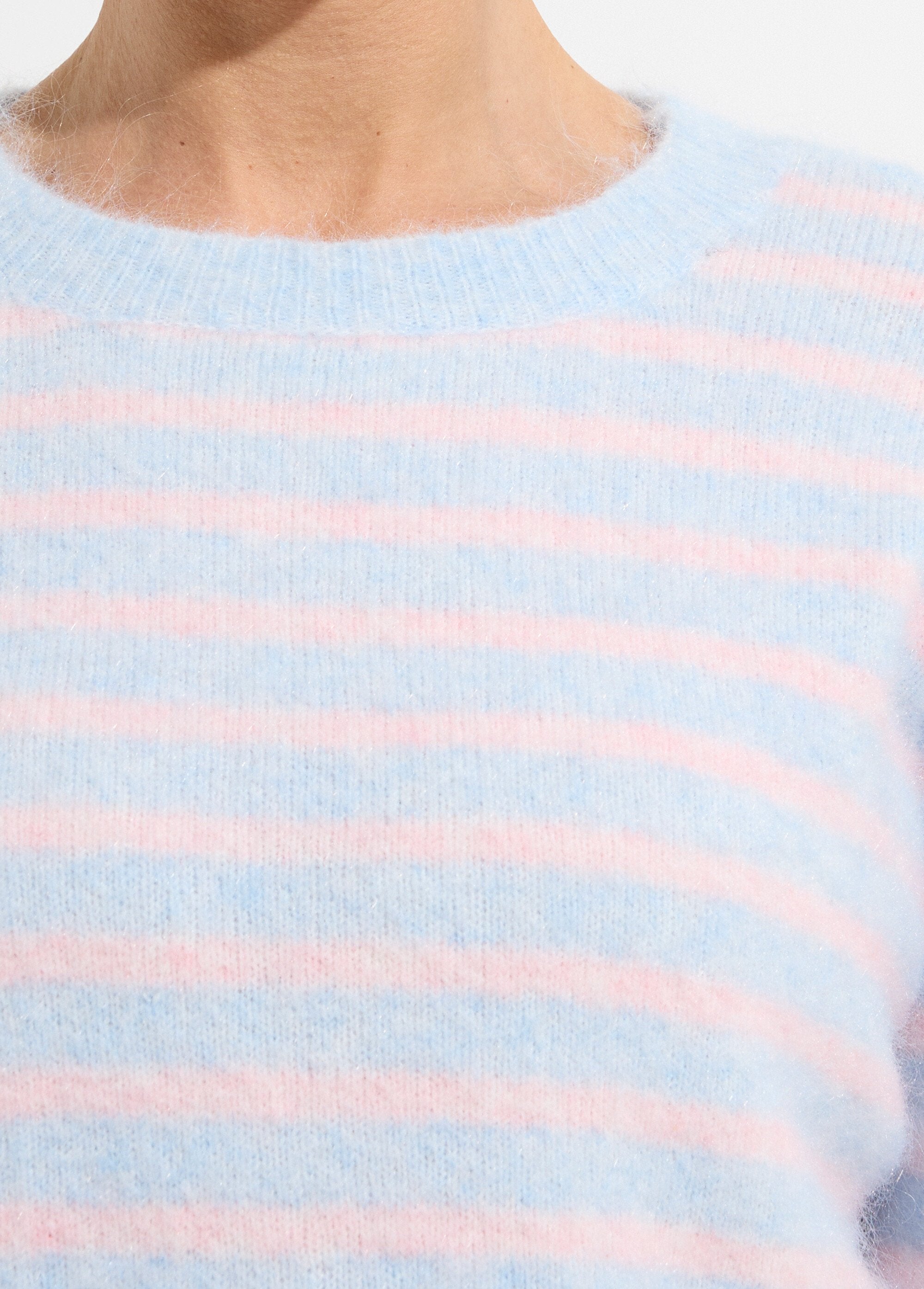 Striped_wool_sweater_with_buttoned_back_Blue_and_pink_DE2_slim