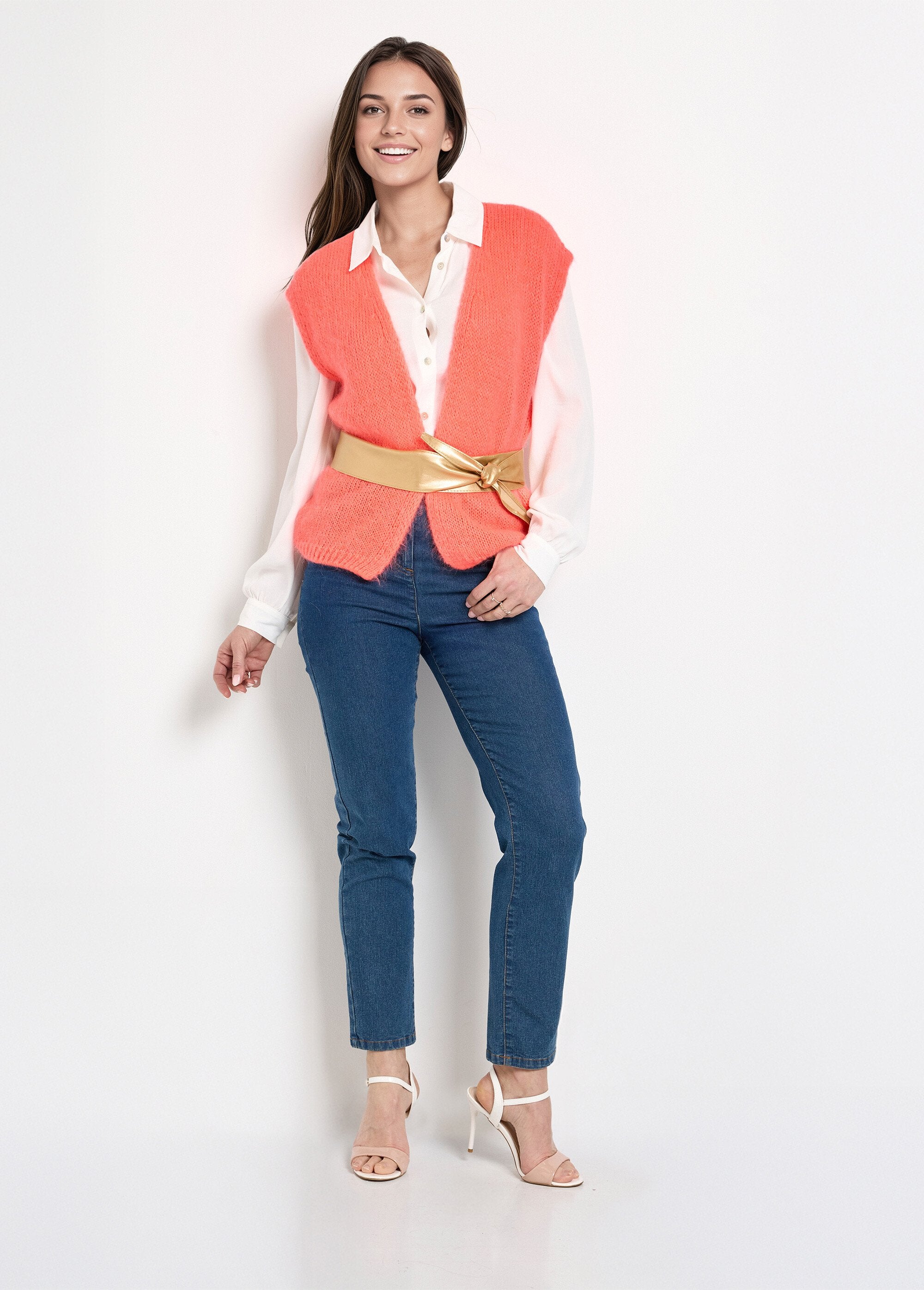 Warm_mohair_wool_sleeveless_sweater_edge_to_edge_Coral_SF1_slim
