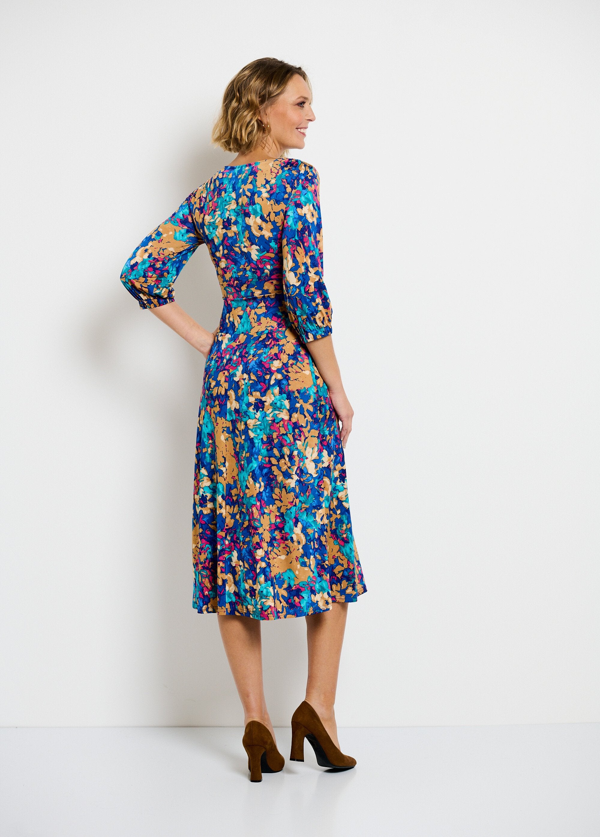 Stretch_knit_tie_neckline_dress_Blue_prints_DO1_slim