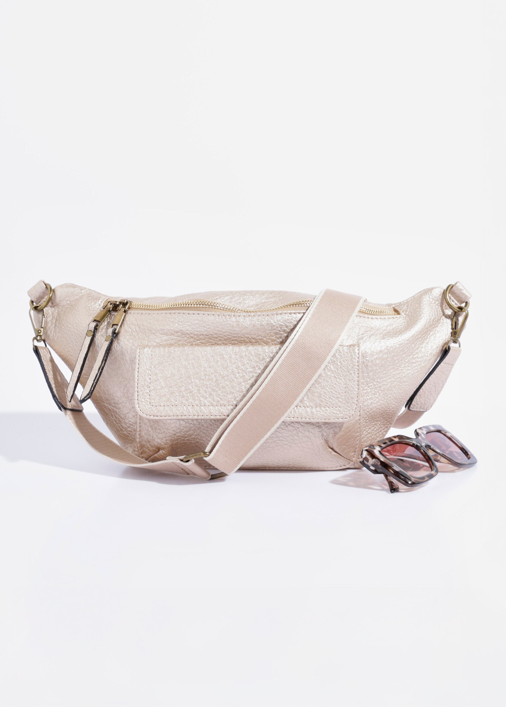Vintage_effect_multi-pocket_fanny_pack_Golden_FA1_slim