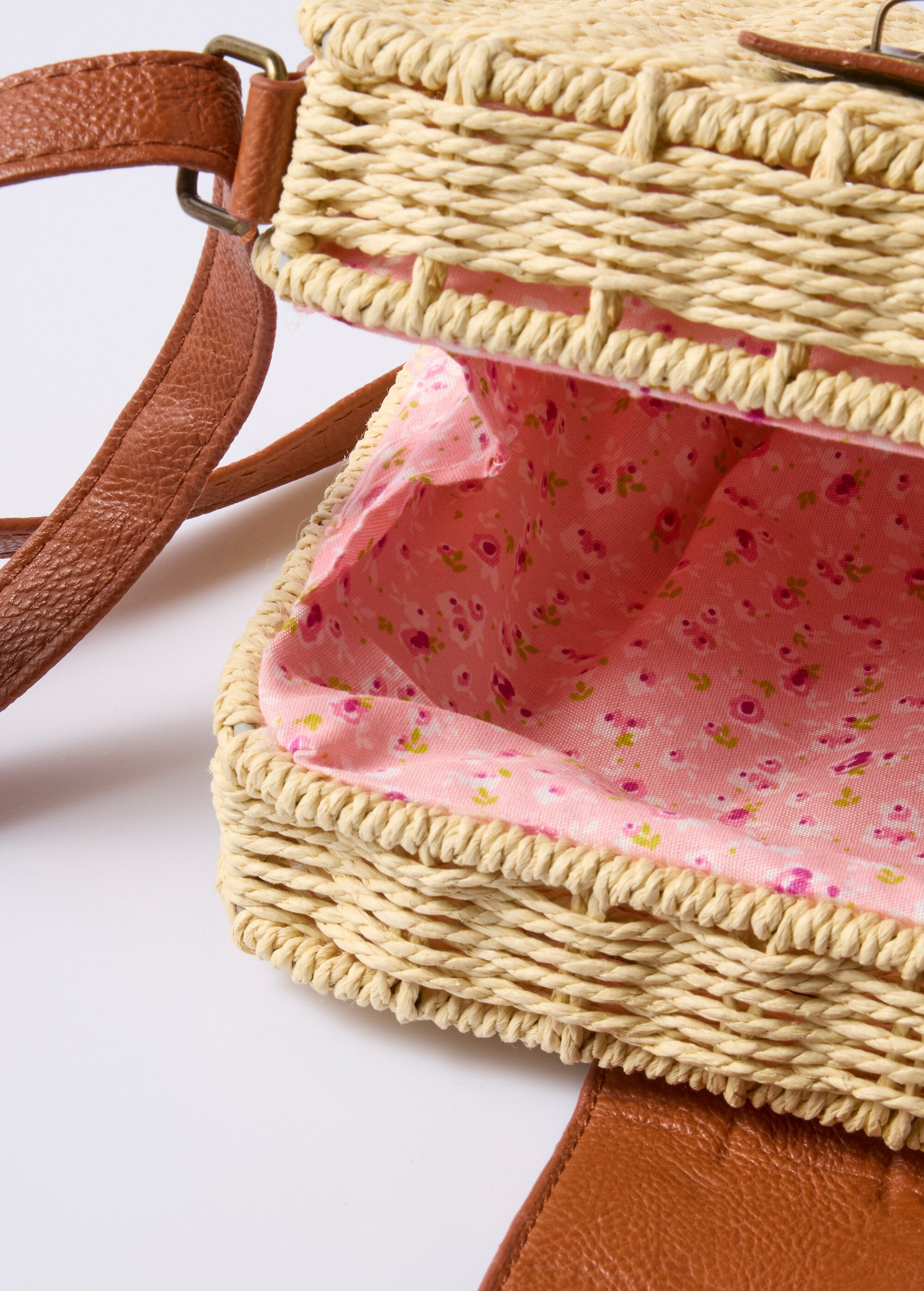 Rigid_straw_bag_with_shoulder_strap_Beige_DE2_slim