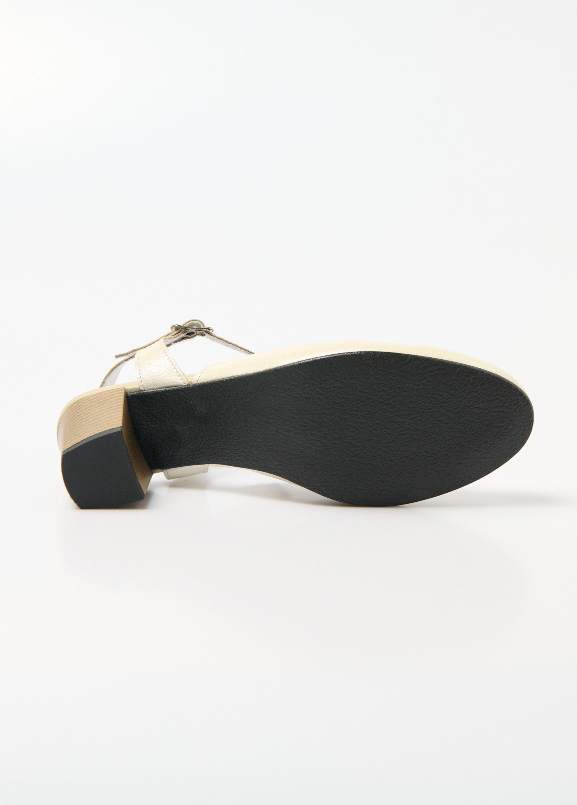 Leather_salome_sandals_with_high_heels_and_comfort_width_Ivory_UN1_slim