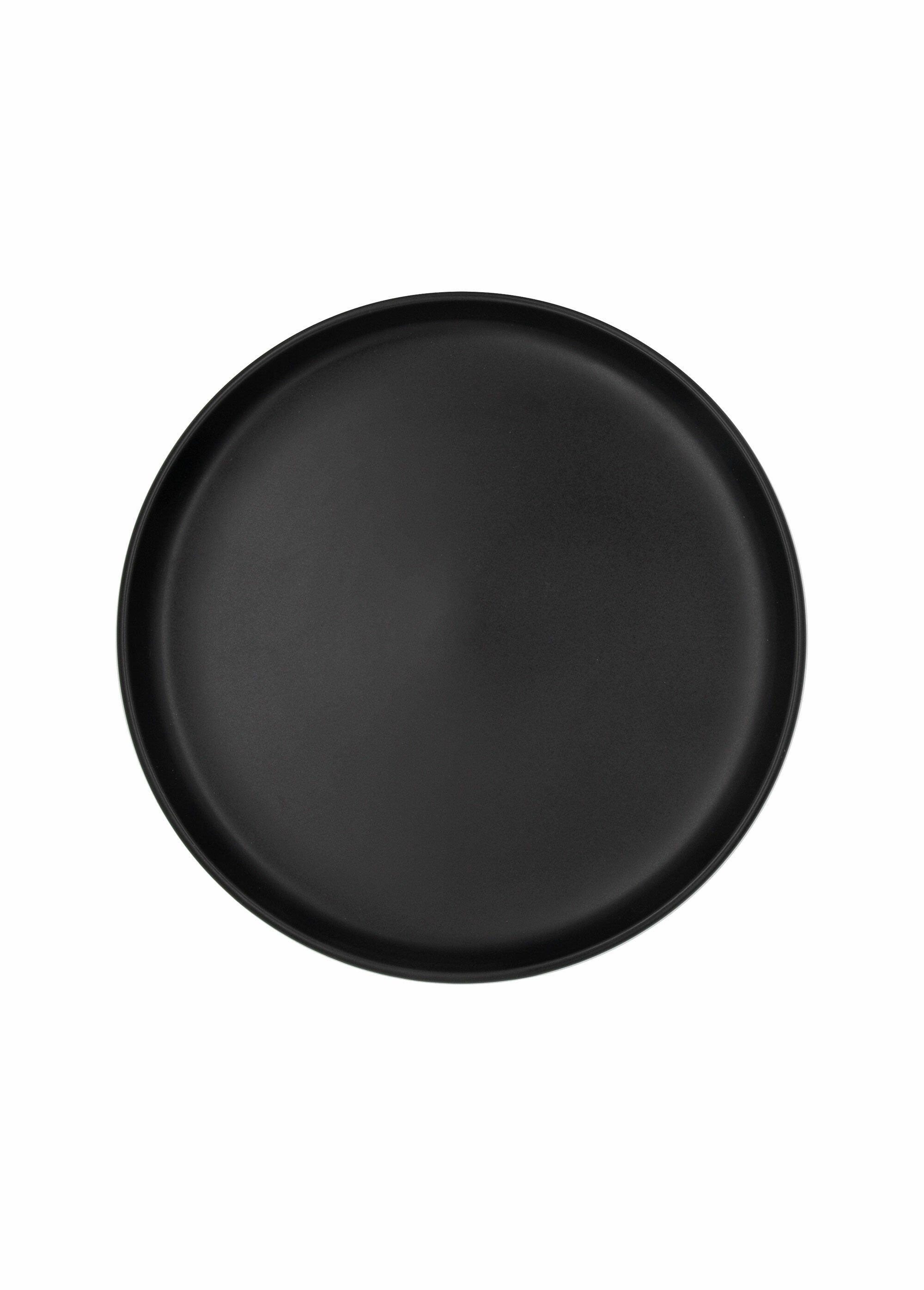 18-piece_stoneware_service,_Aïna_Black_and_white_OV2_slim