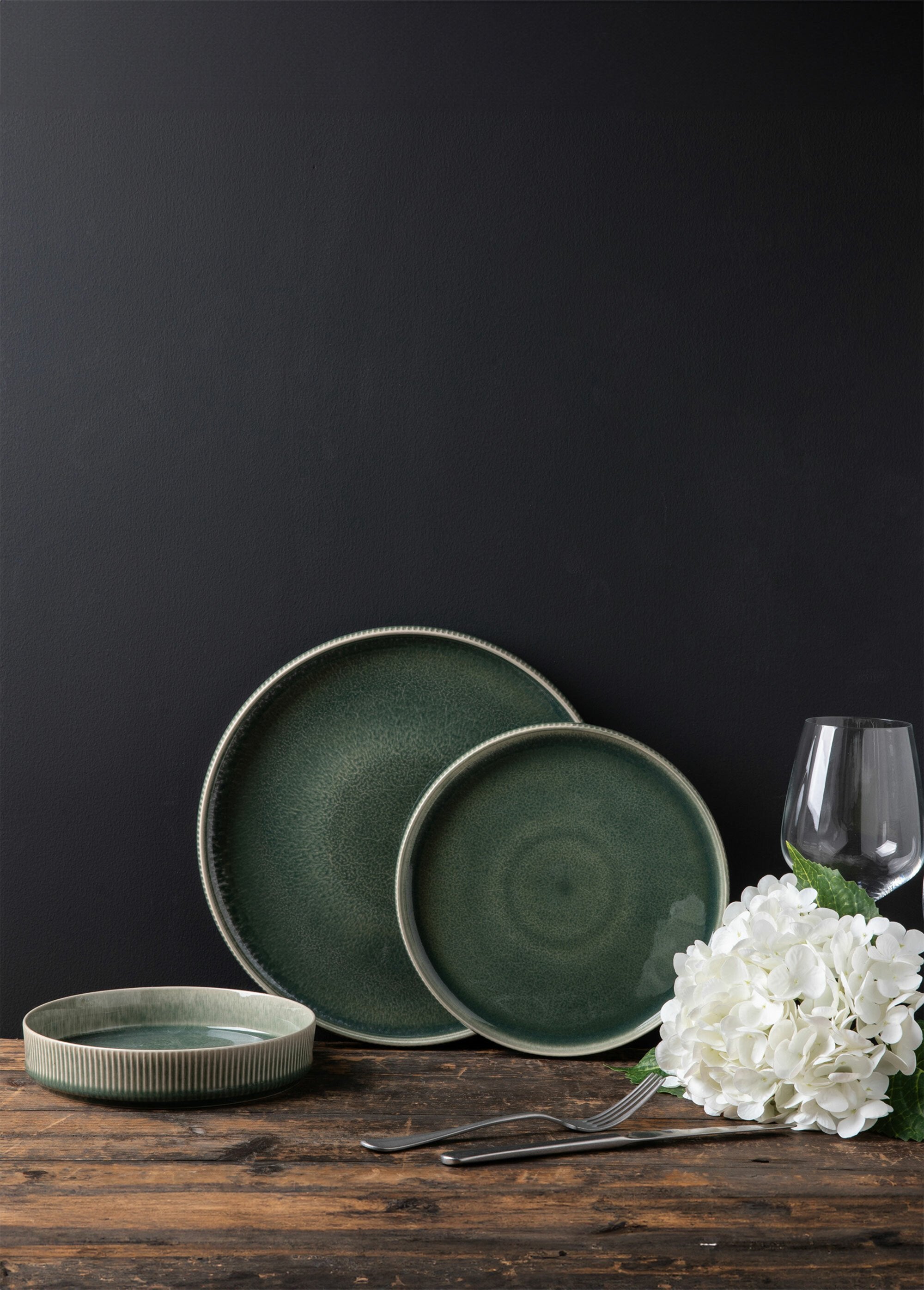 18-piece_"Jade"_service_Green_FA1_slim