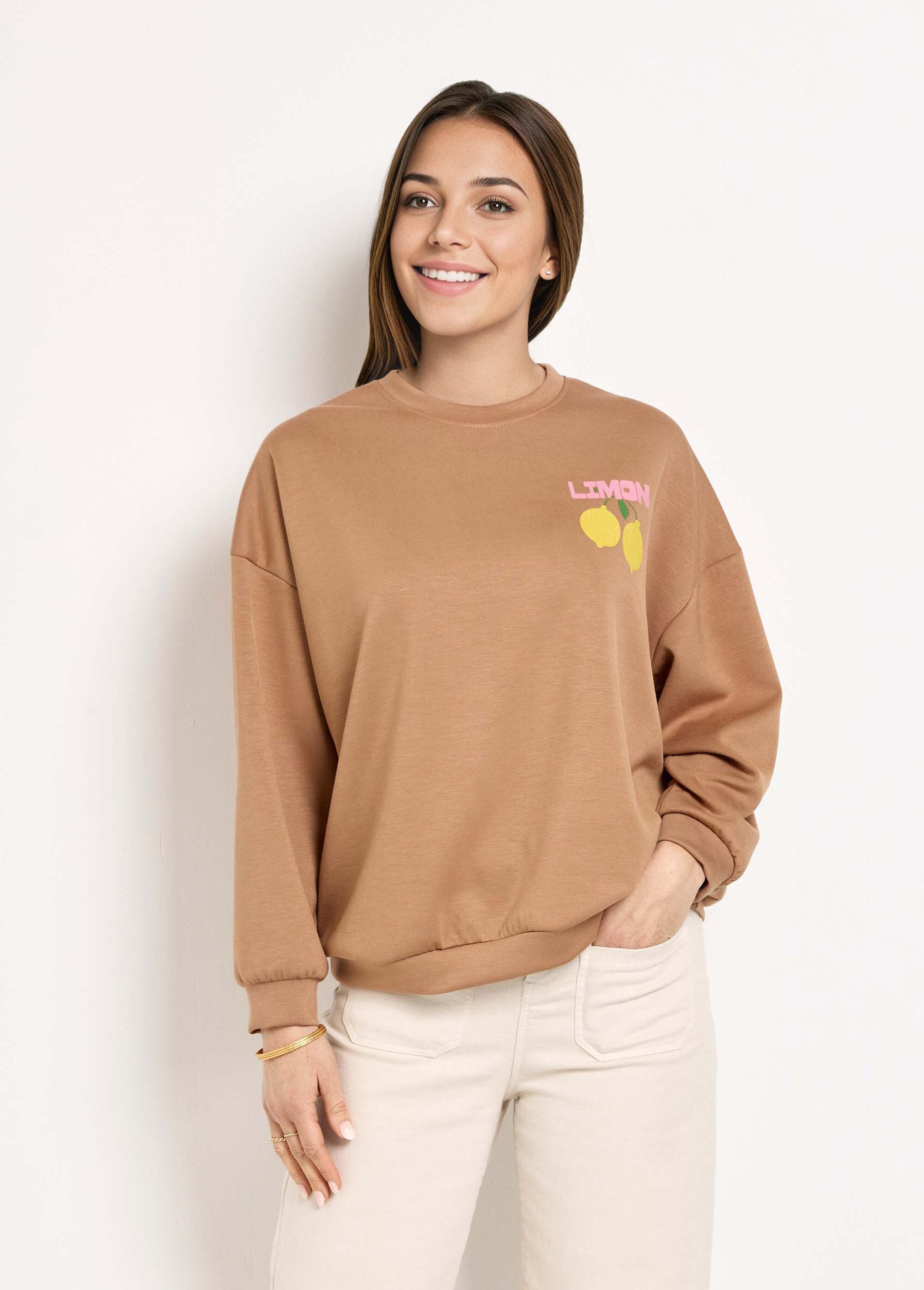 Soft_knit_lemon_pattern_round_neck_sweatshirt_camel_FA1_slim
