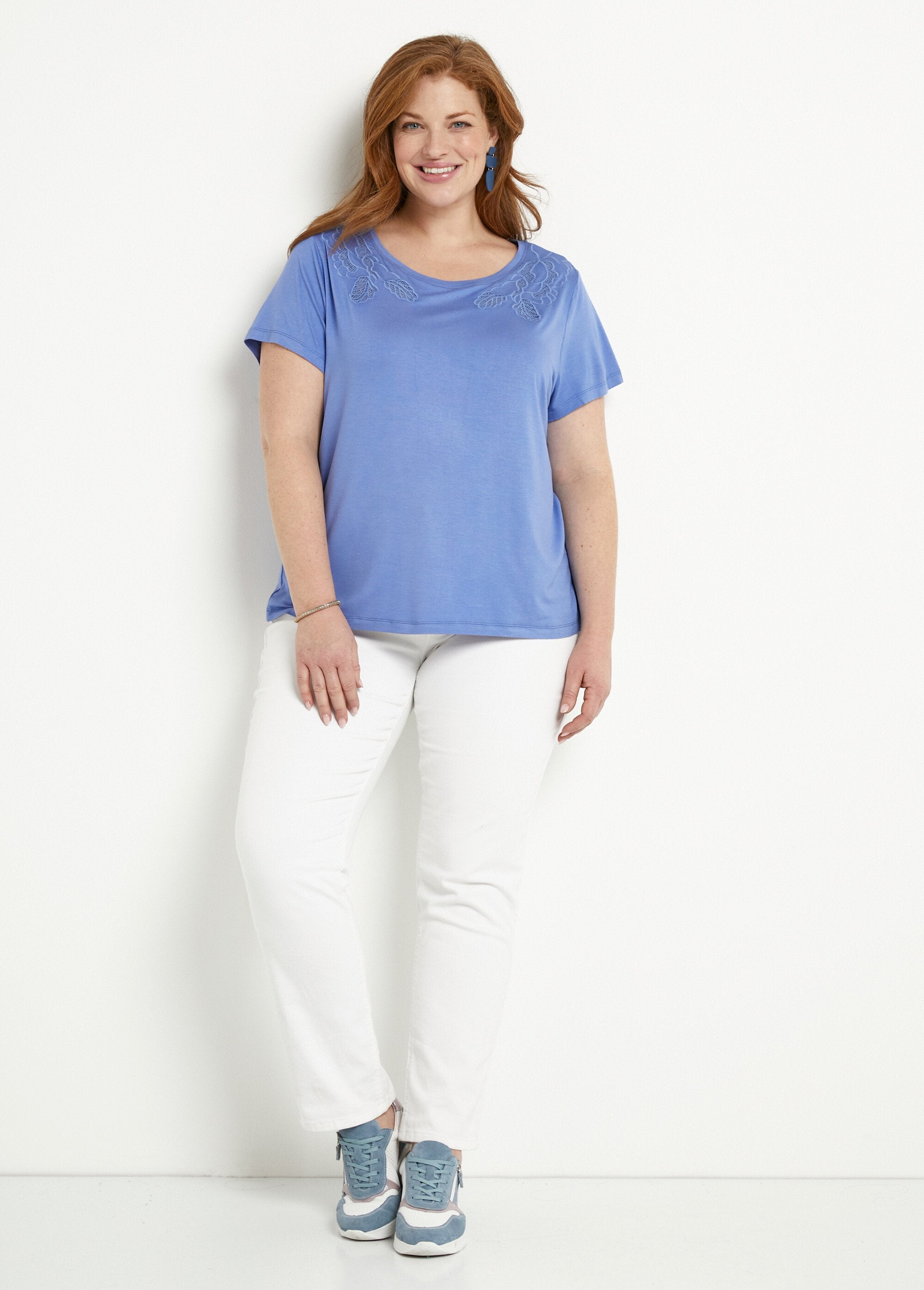 Openwork_embroidered_cotton_round_neck_T-shirt_Lavender_SF1_curvy