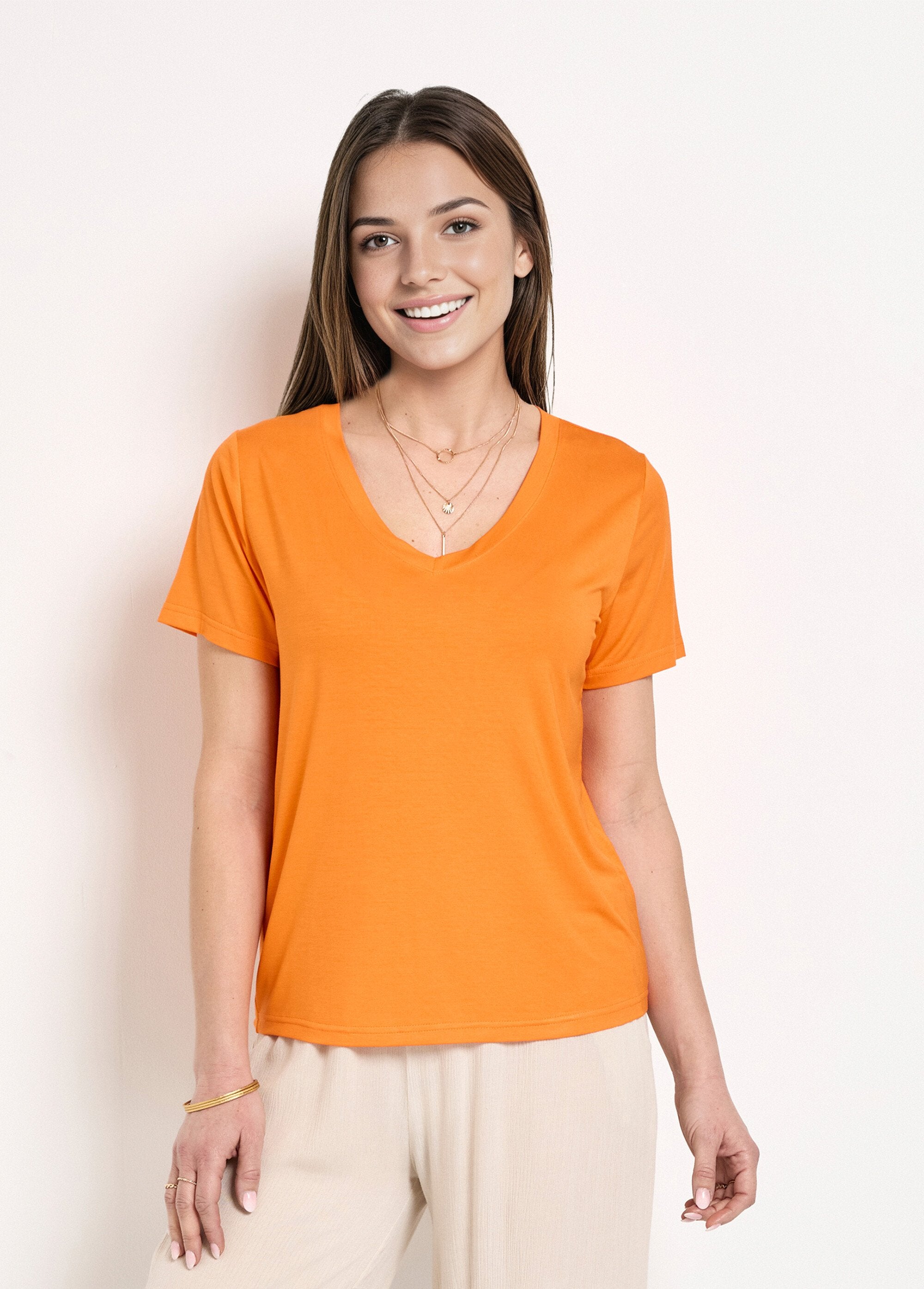 Short-sleeved_V-neck_fluid_t-shirt_Orange_FA1_slim