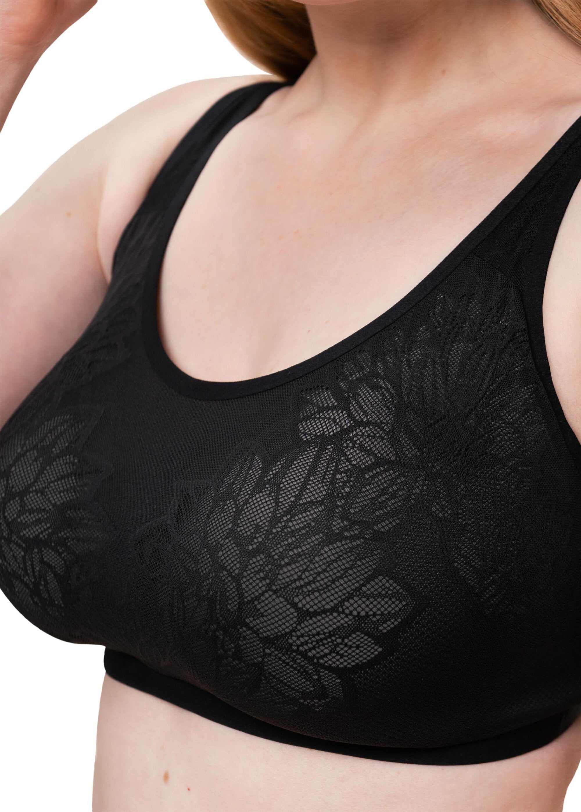 Fit_Smart_bralette_Black_DR1_slim