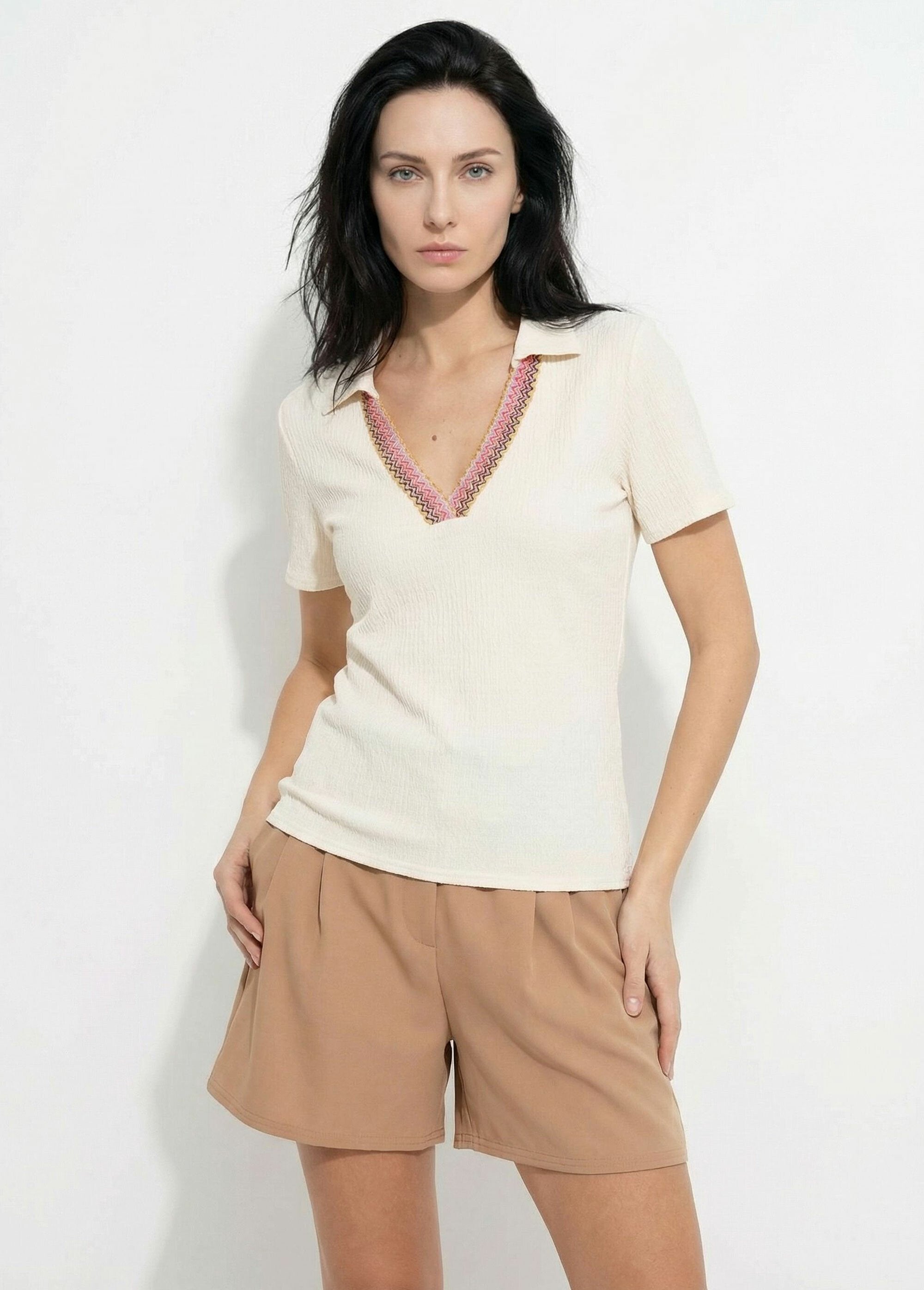 fancy_V-neck_waffle_tunic_Beige_FA1_slim
