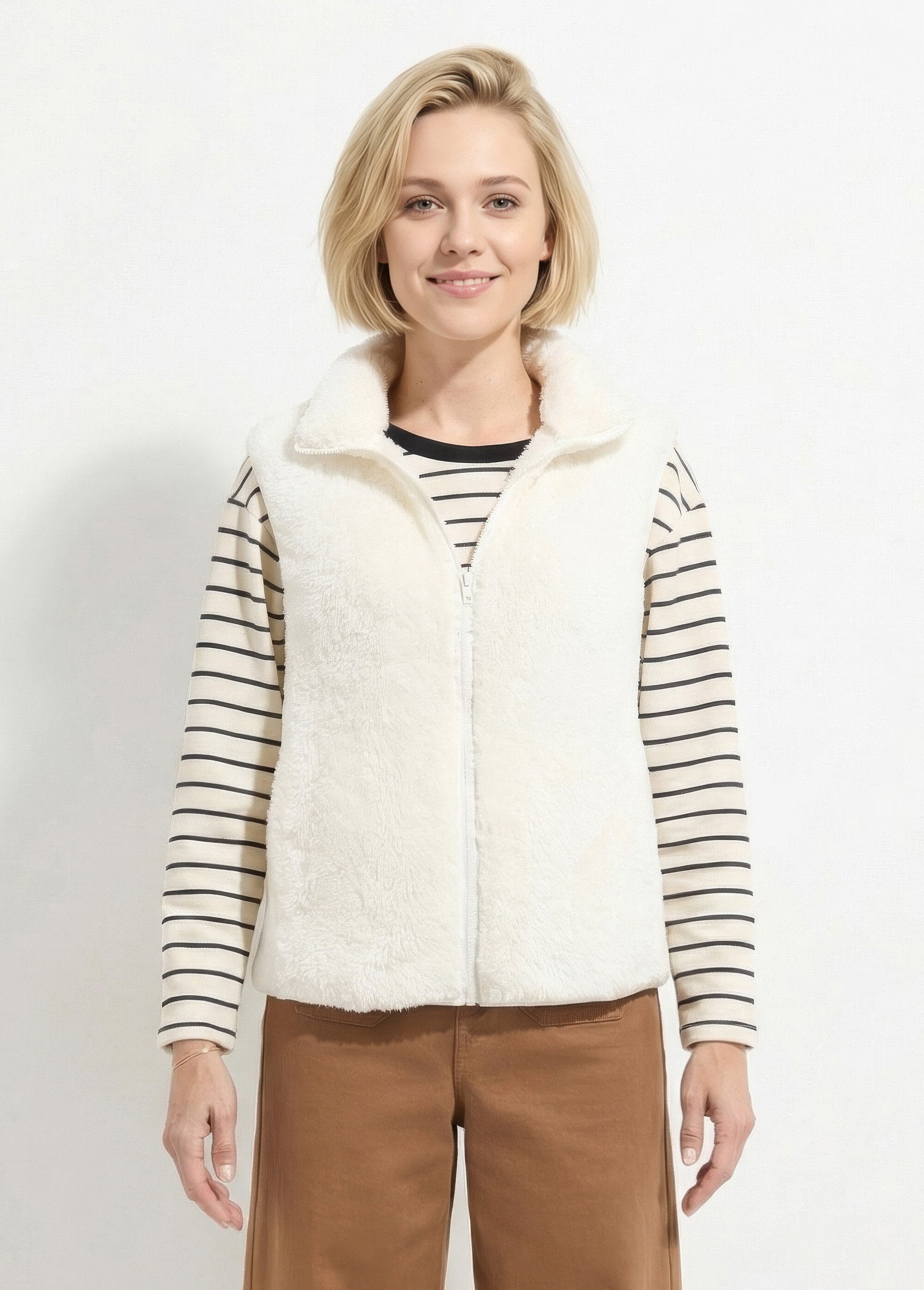 Sleeveless_faux_fur_jacket_with_stand-up_collar_Ecru_FA1_slim